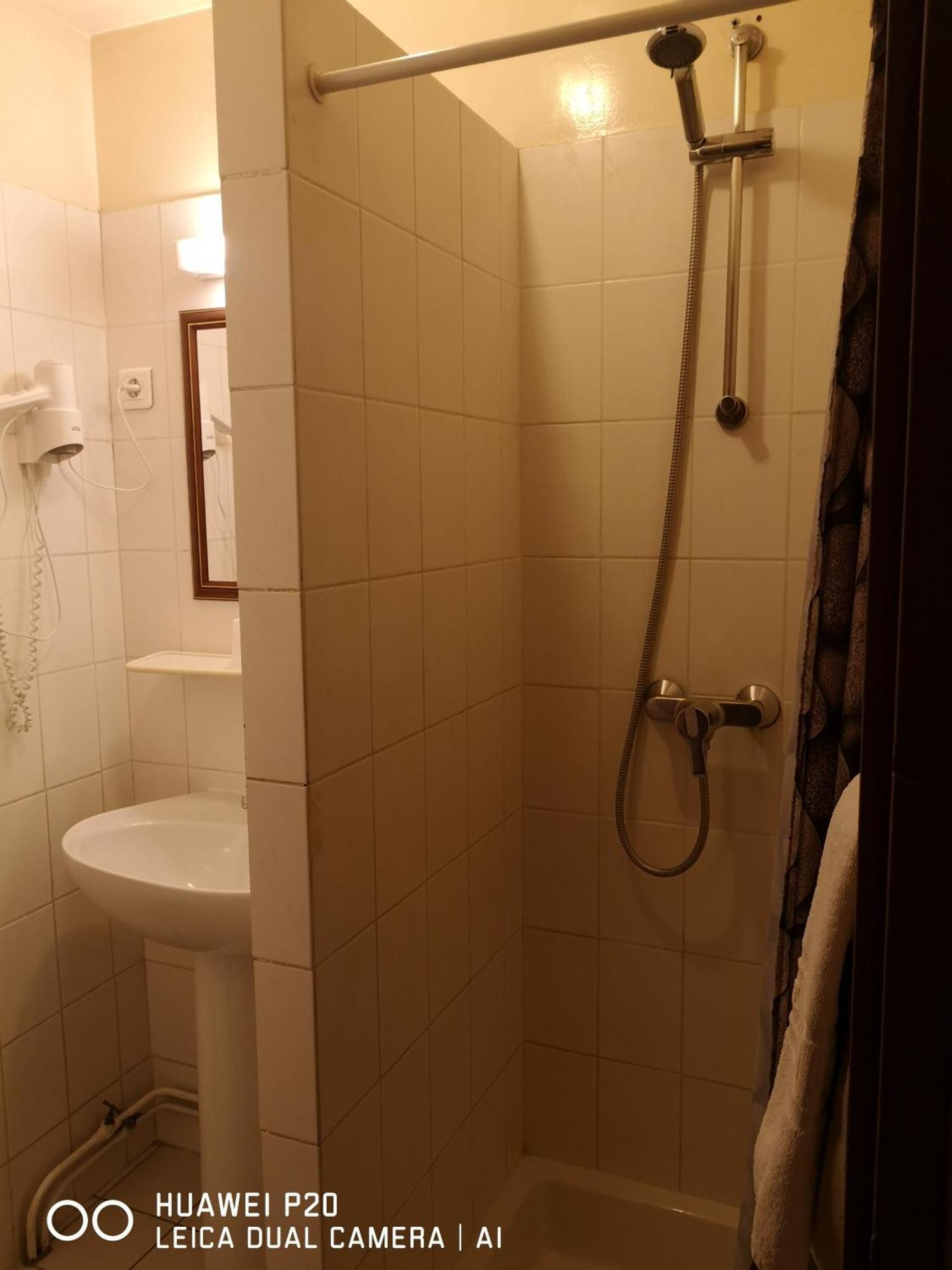 Hotel Le Memphis Πουατιέ Δωμάτιο φωτογραφία